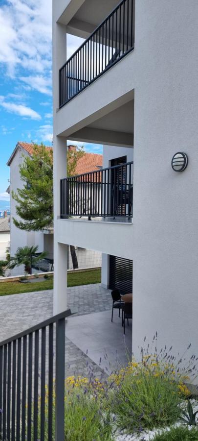 Seabreeze Luxury Apartments Нивице Экстерьер фото