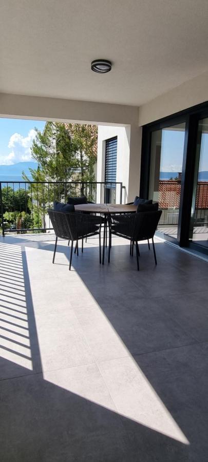 Seabreeze Luxury Apartments Нивице Экстерьер фото